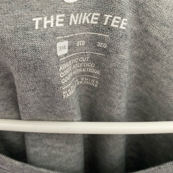 Men’s long sleeve shirt - Picture 2 of 3